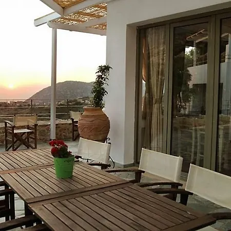 Hotel - Mourtzanakis 3*
