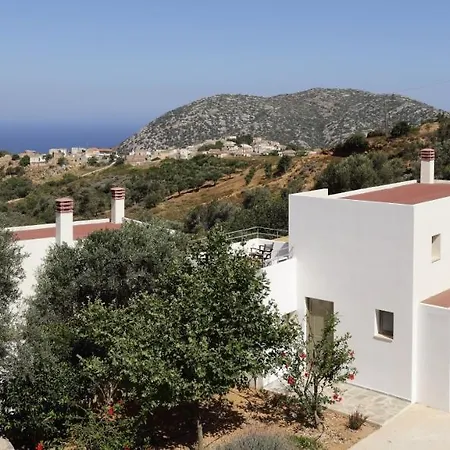 - Mourtzanakis 3* Akhládha