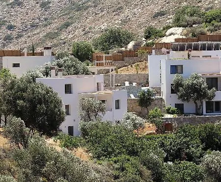 - Mourtzanakis Akhládha